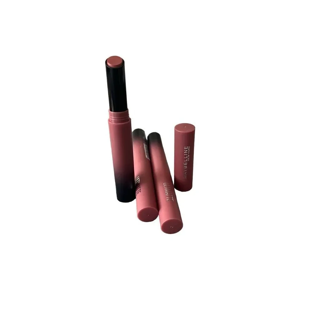 💸 Maybelline New York Ultimatte Color Sensational Lipstick